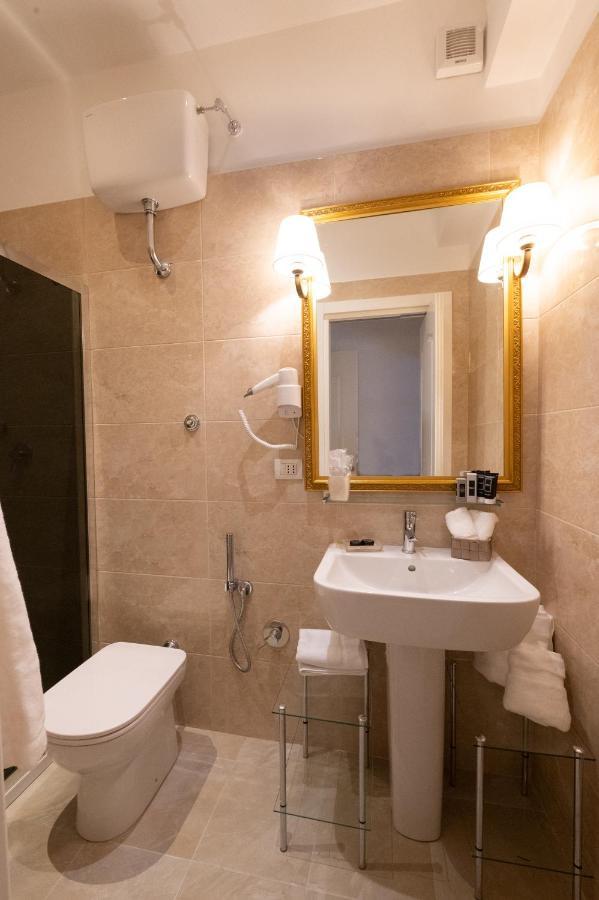 Venus Inn Rome Guest House Екстер'єр фото